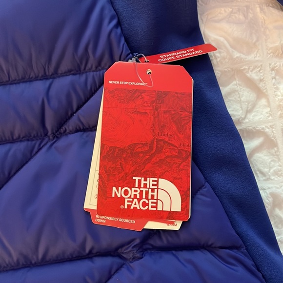 Women’s down jacket by THE NORTH FACE NWT - Picture 2 of 6